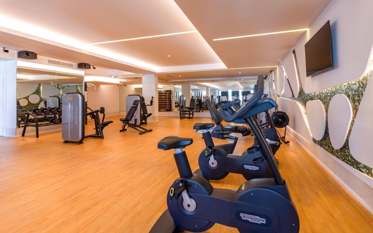Moevenpick Hotel Du Lac Tunes Exterior foto The gym at the hotel